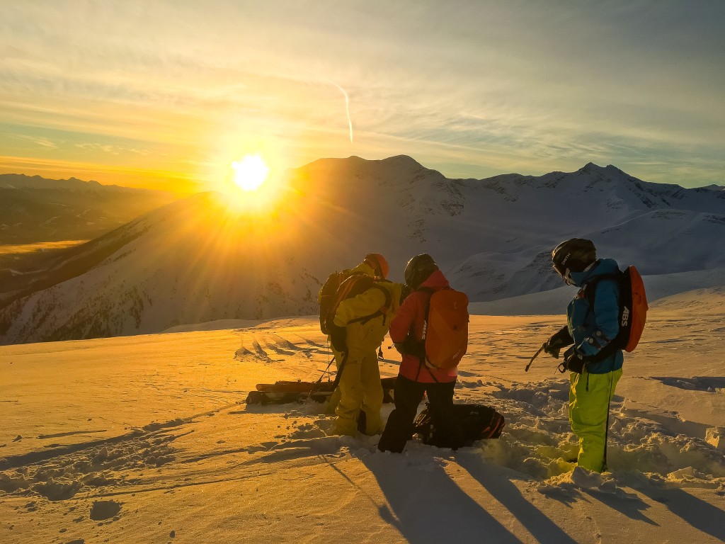 January 2017 Heliskiing Conditions Report 4 One Last Lap. Photo - Jonny Simms