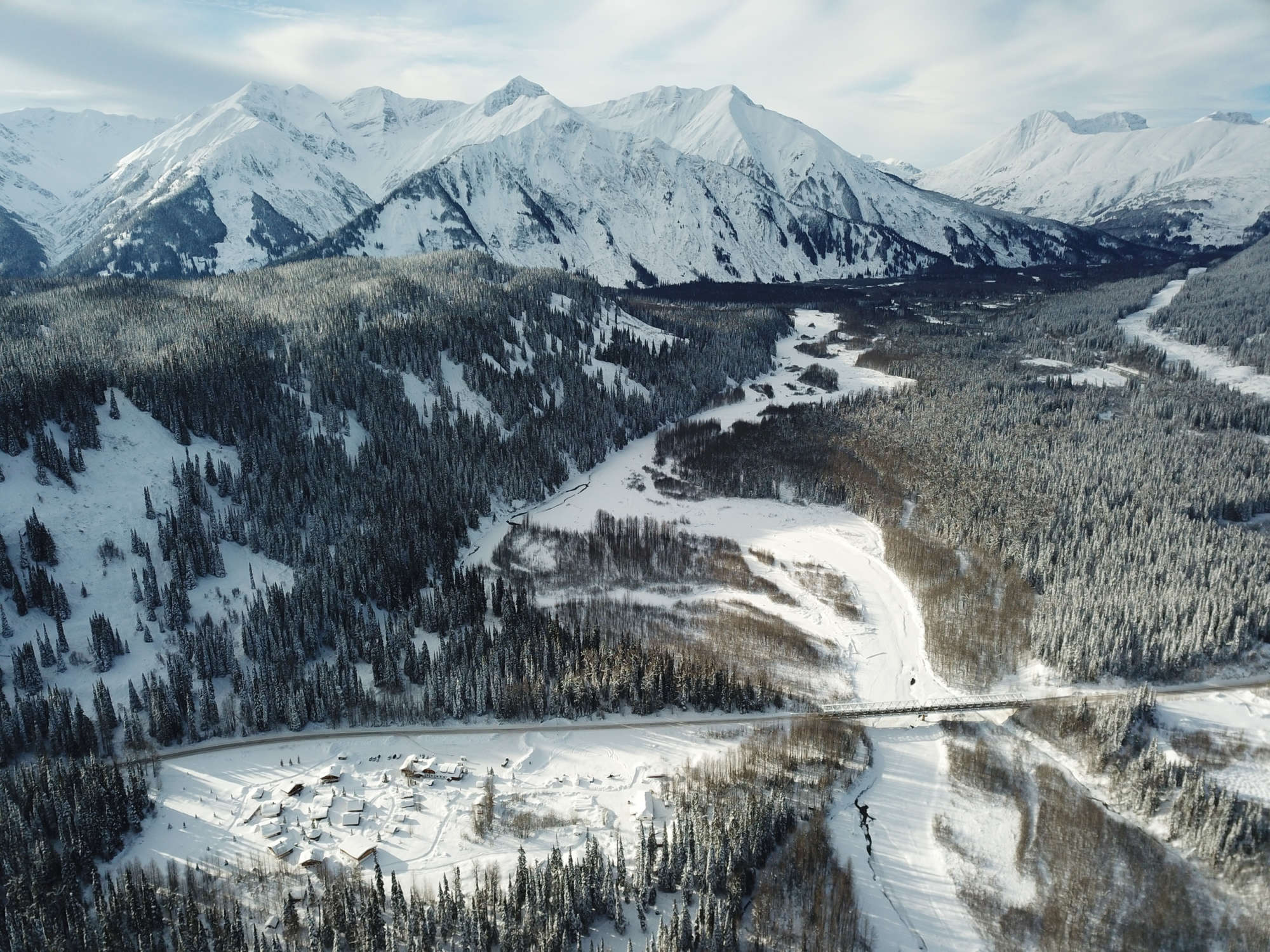 Bell 2 Lodge - Northern Bc Canada Home Of Last Frontier Heliskiing